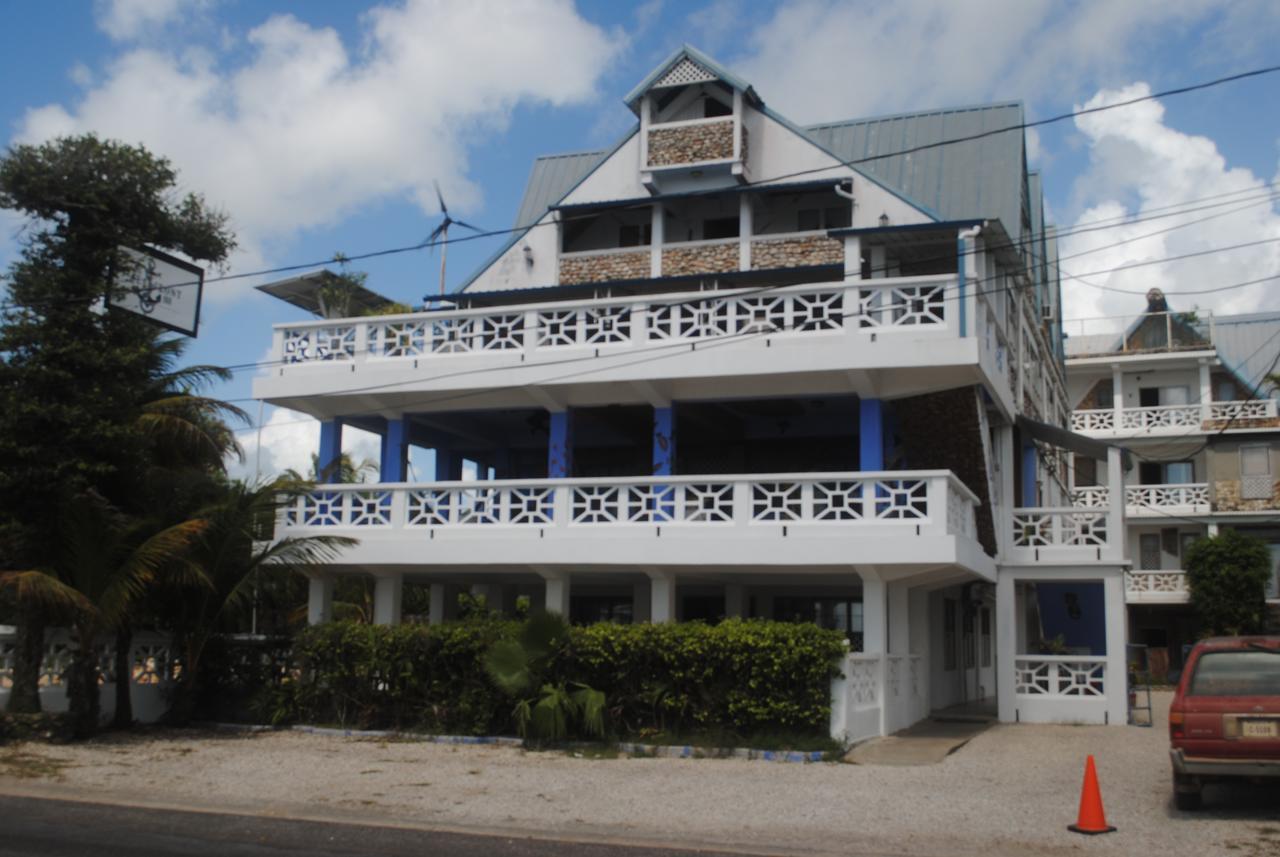 The Sea Front Inn Пунта-Горда Экстерьер фото